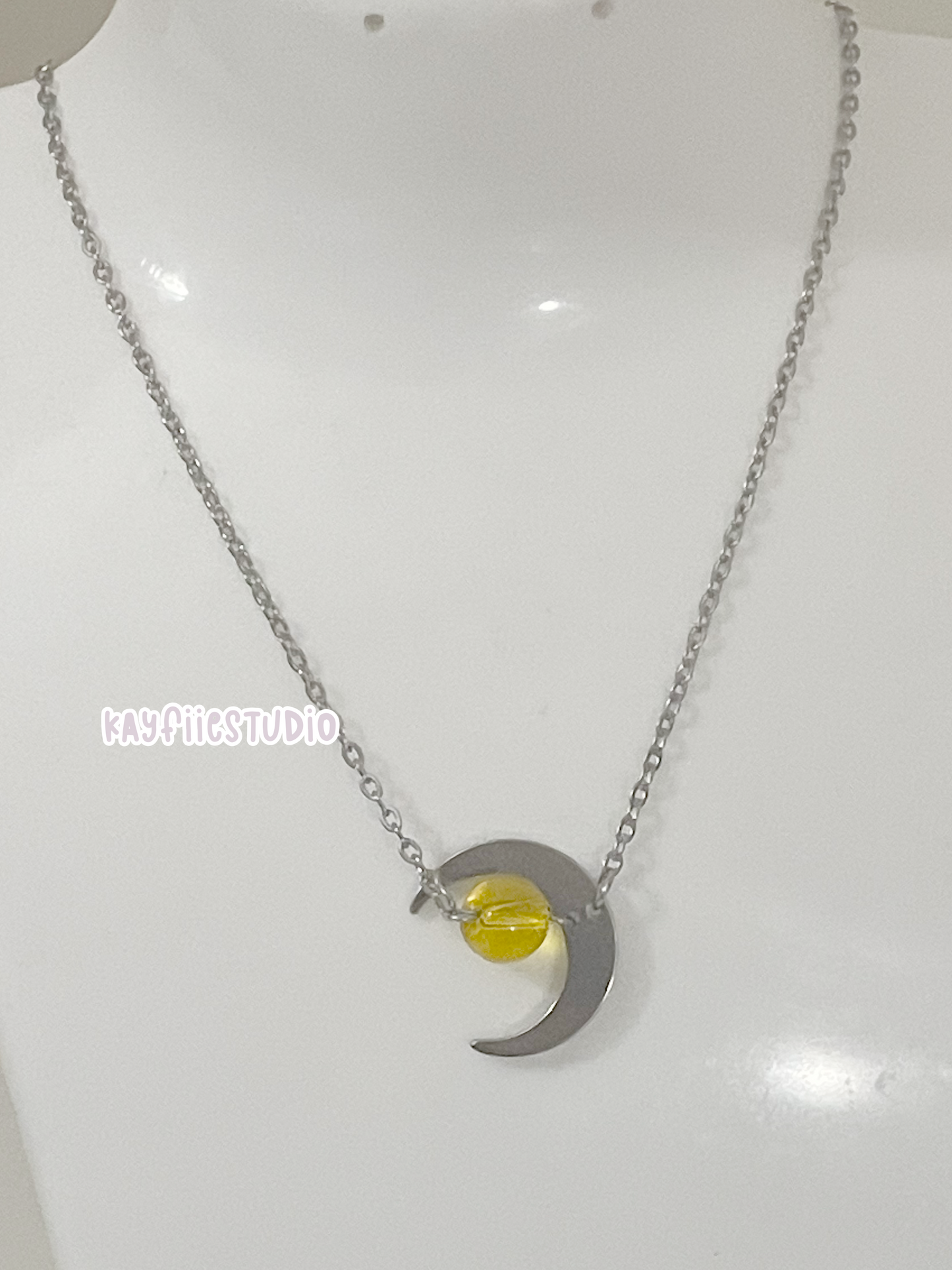 solare eclipse short necklace