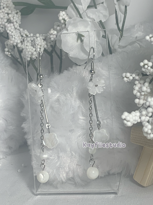 Sakura🌸༘➴₊ ⊹ Dangle Earrings | Stainless steel | Hand-made