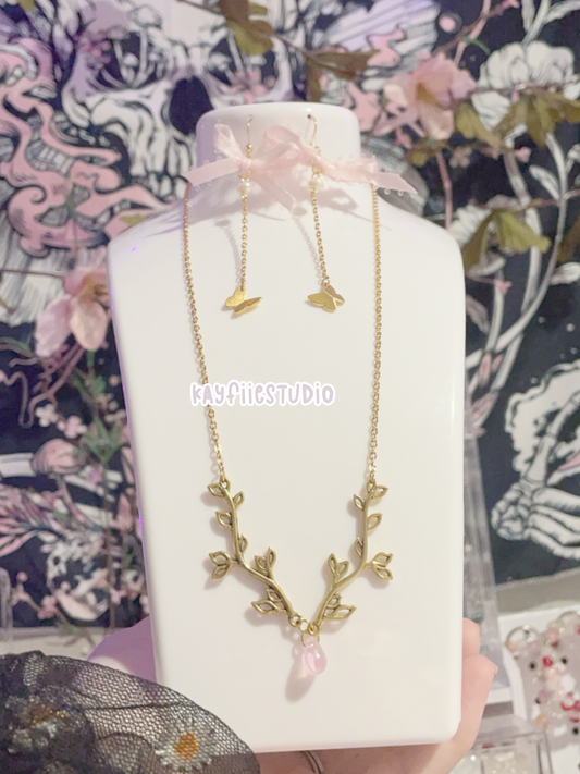 floral Tear drop necklace + bow Earrings ˚˖𓍢ִ໋🌷͙֒✧˚. 🎀⋆