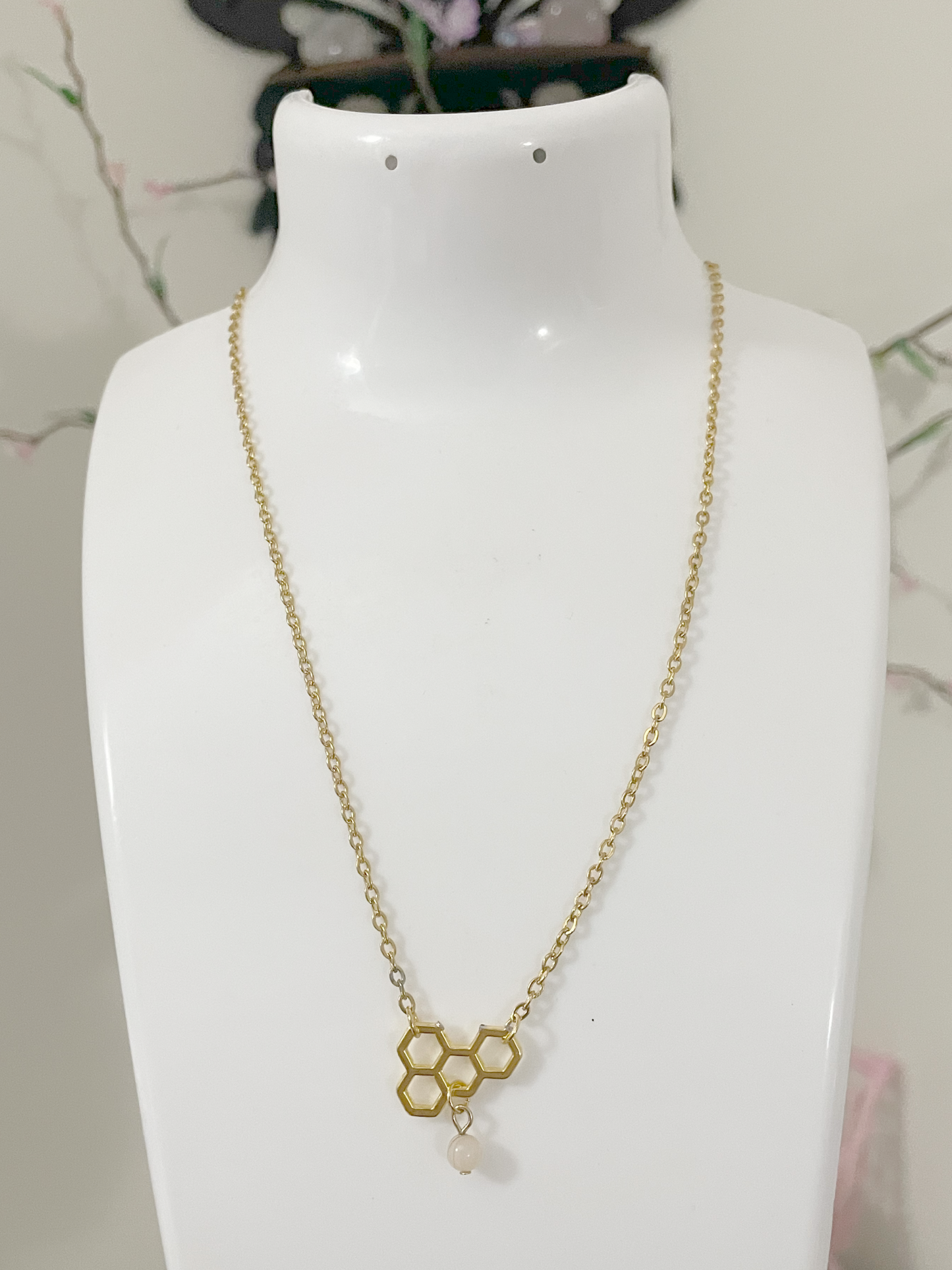 honeycomb necklace