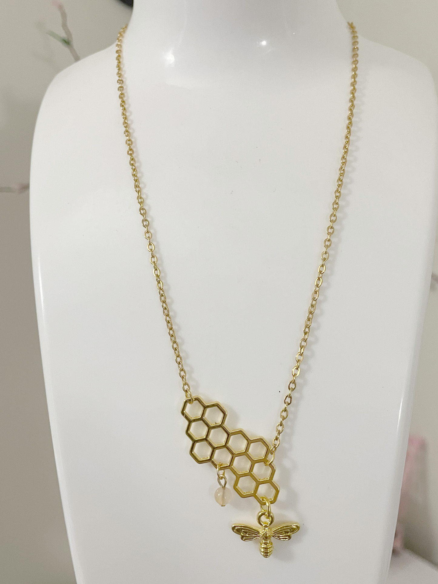 honeycomb necklace