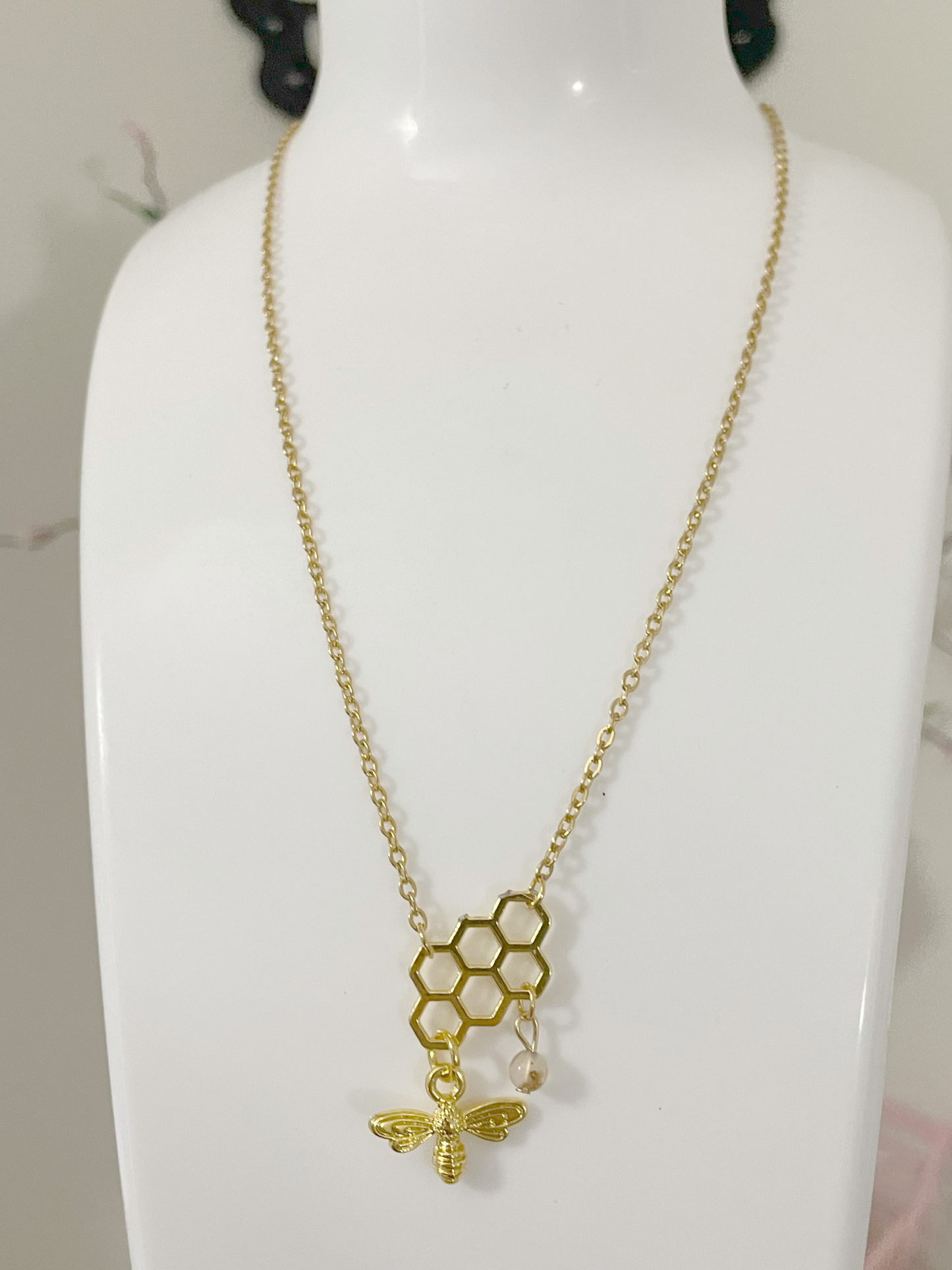 honeycomb necklace